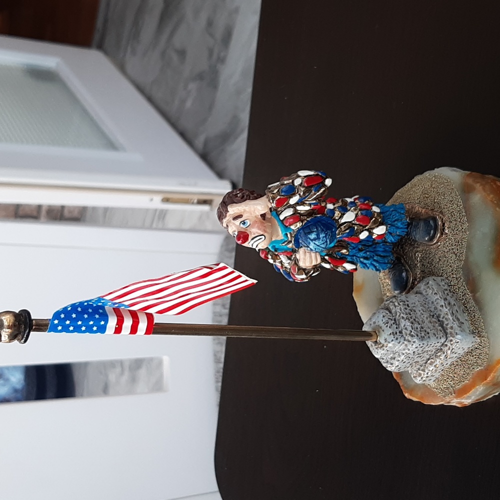 Ron Lee "I Pledge Allegiance"